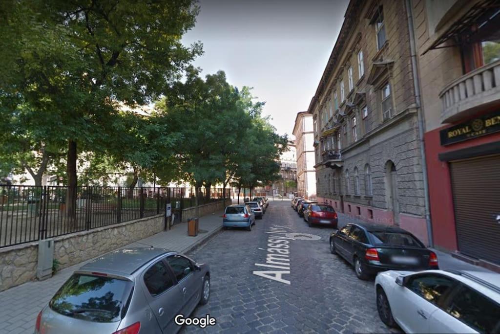 Central 30M2 A/C Apartment, 3 Min From Ny Cafe Budapest Exterior photo